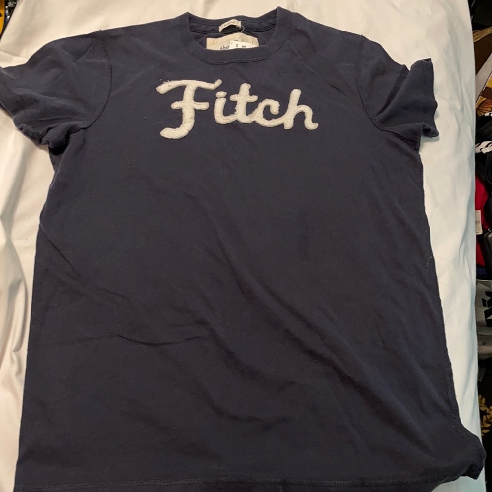 Men’s Abercrombie t-shirt